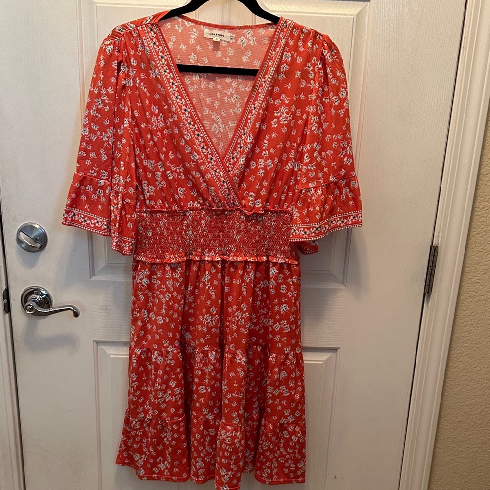 Floral Reddish Orange V-Neck Smocked Waist Flutter Sleeve Dress Size Large - Picture 1 of 11